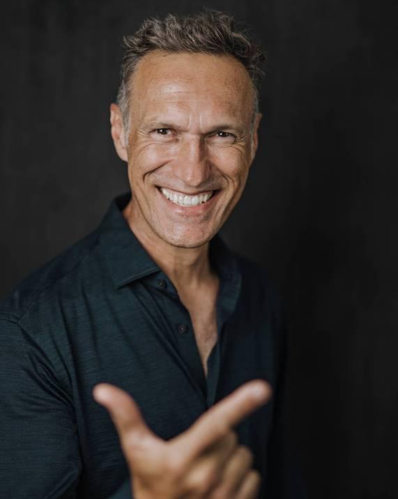 Dr. Markus Striegel